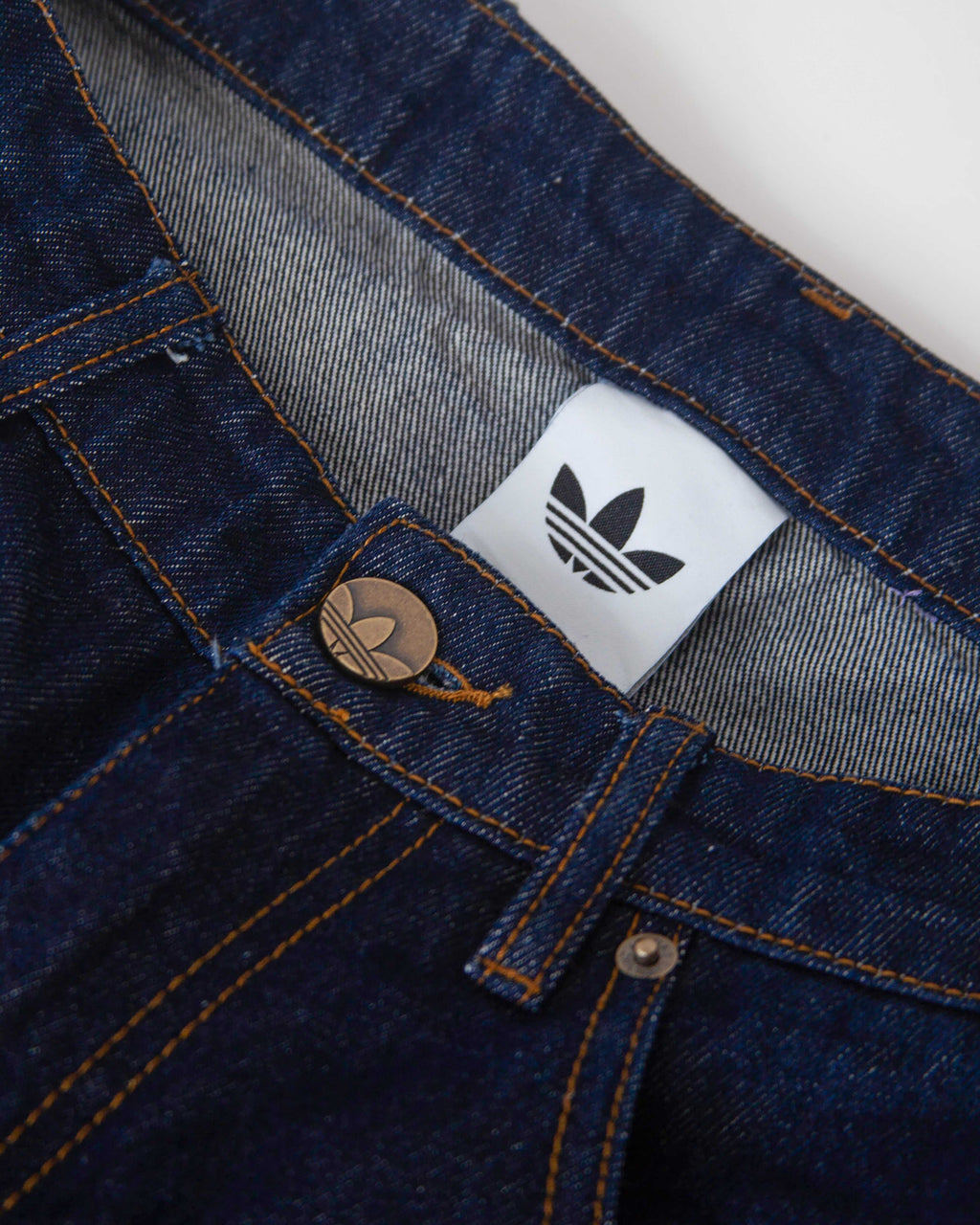 Krátke nohavice Adidas originals, 33