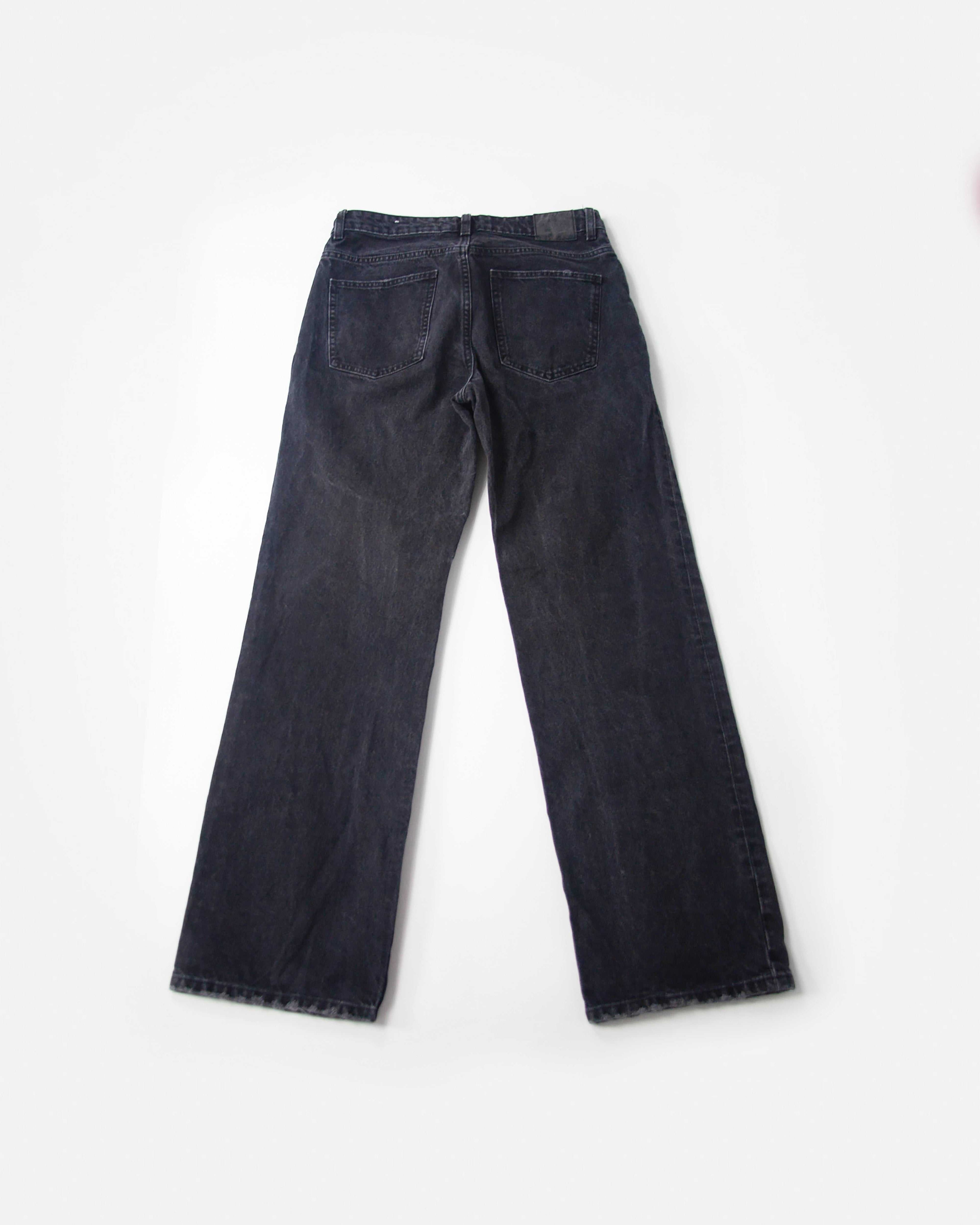 Zara cierne rifle, 38