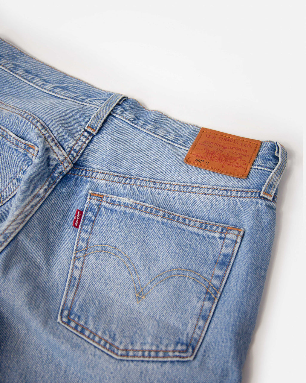 Levis riflové nohavice, 28