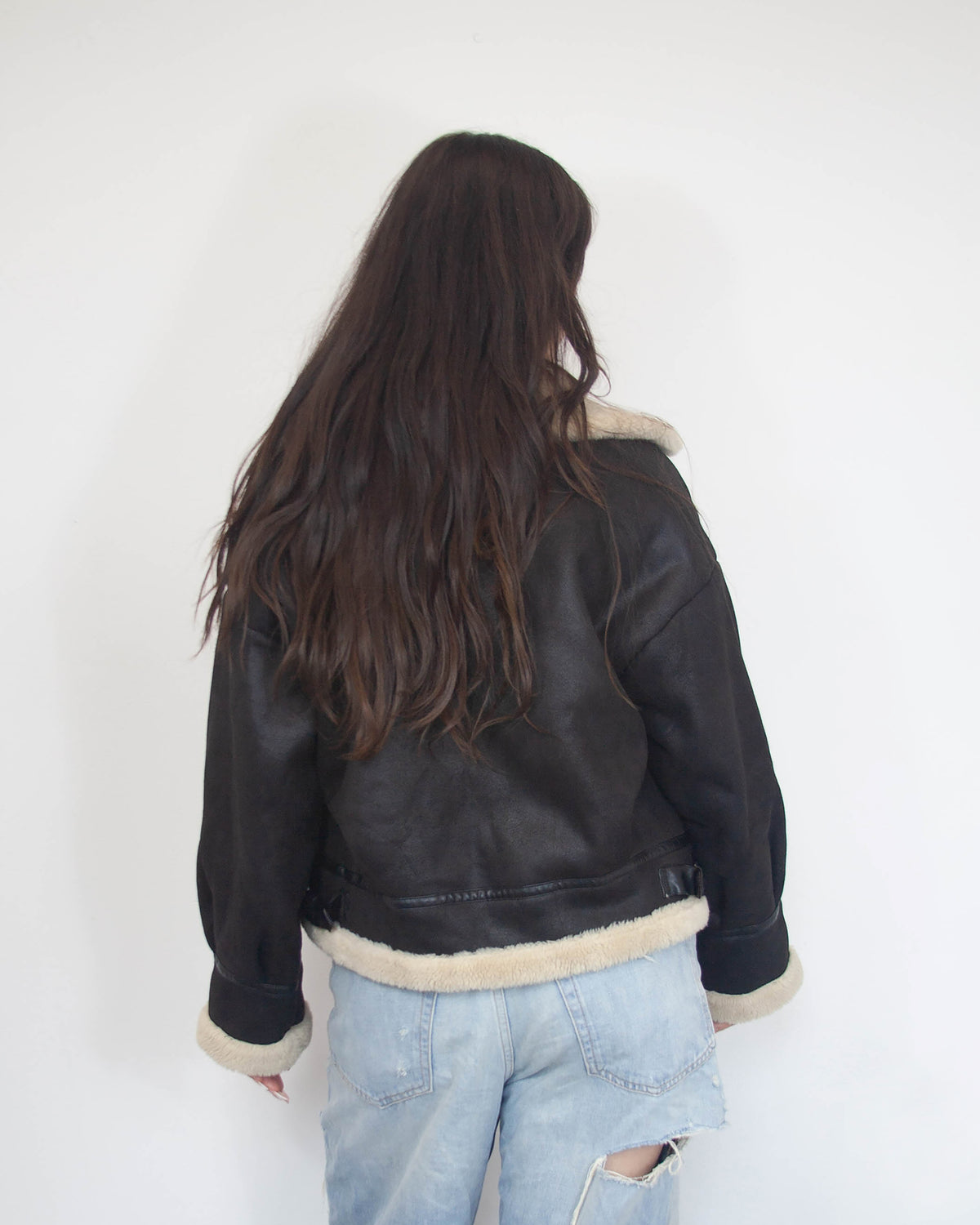 Dámska cropped shearling bunda, M